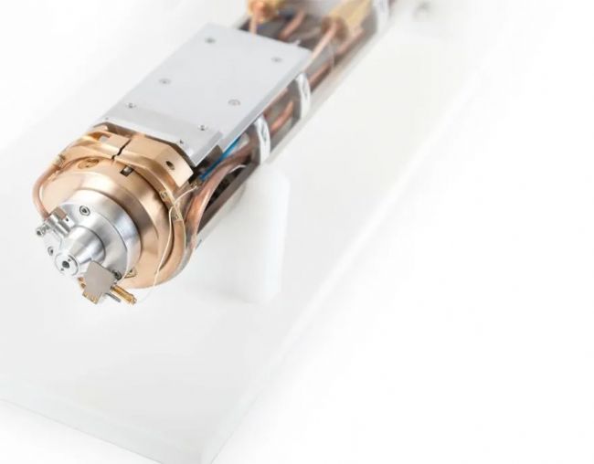 精修離子束系統(tǒng)低能量氬離子槍